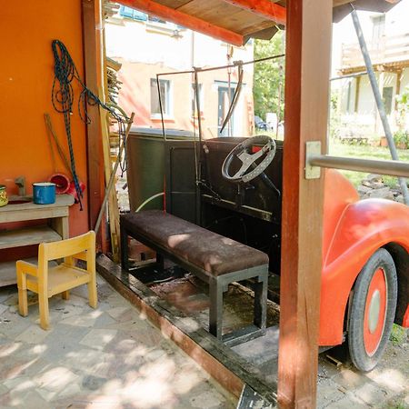 The Upholstery Tinyhouse Deluxe Eco Chalet Kreativ Citynah Chemnitz Exterior photo