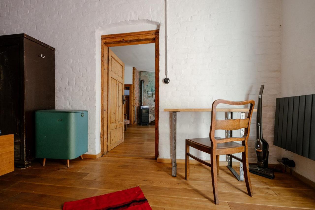 The Upholstery Tinyhouse Deluxe Eco Chalet Kreativ Citynah Chemnitz Exterior photo