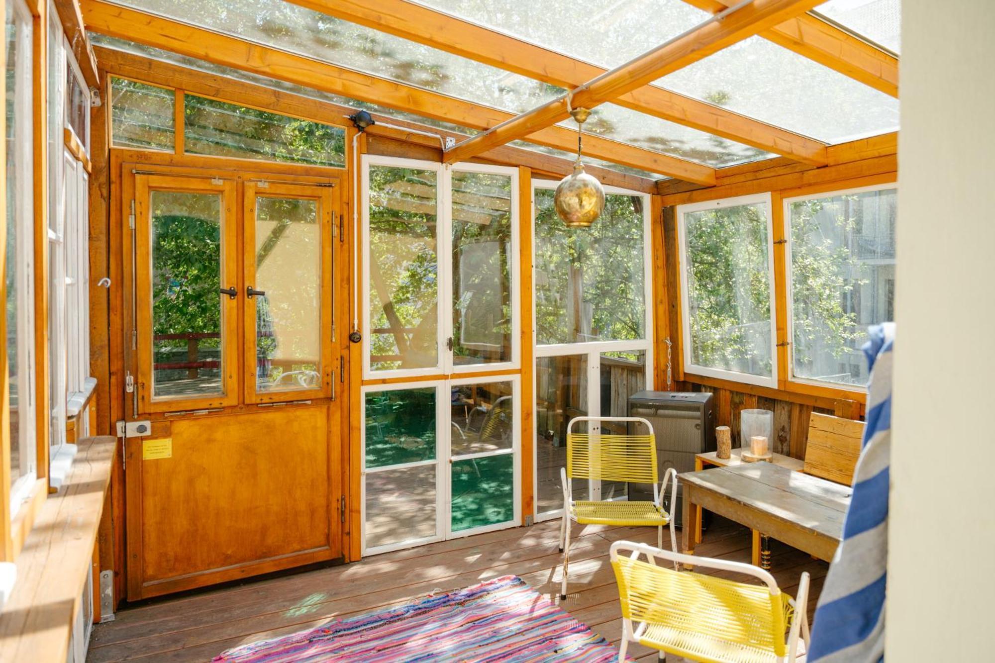 The Upholstery Tinyhouse Deluxe Eco Chalet Kreativ Citynah Chemnitz Exterior photo