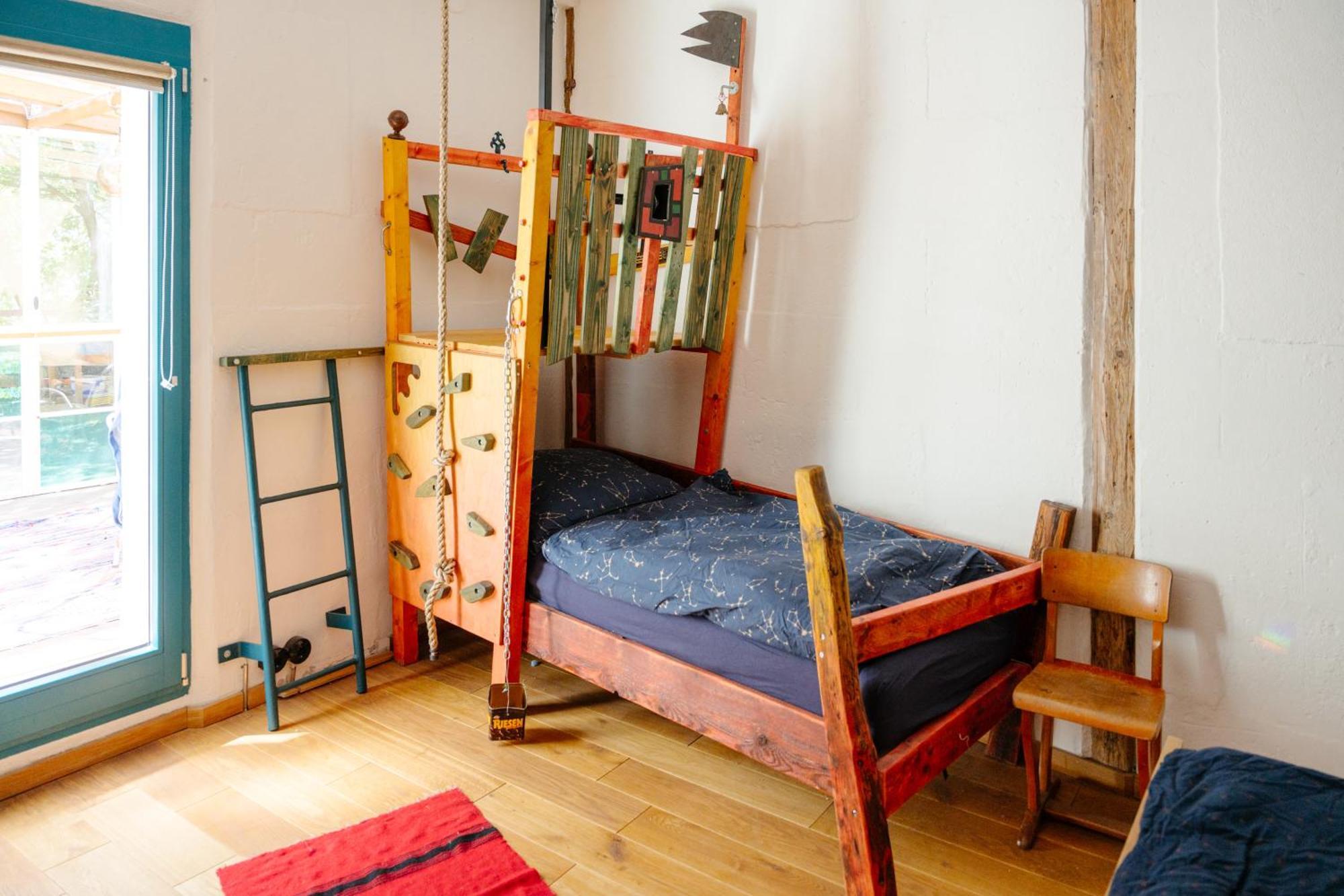 The Upholstery Tinyhouse Deluxe Eco Chalet Kreativ Citynah Chemnitz Exterior photo