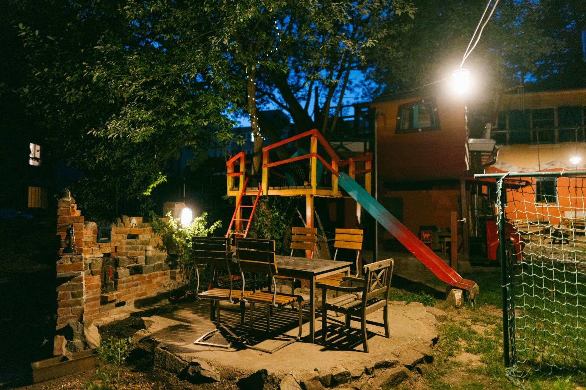 The Upholstery Tinyhouse Deluxe Eco Chalet Kreativ Citynah Chemnitz Exterior photo